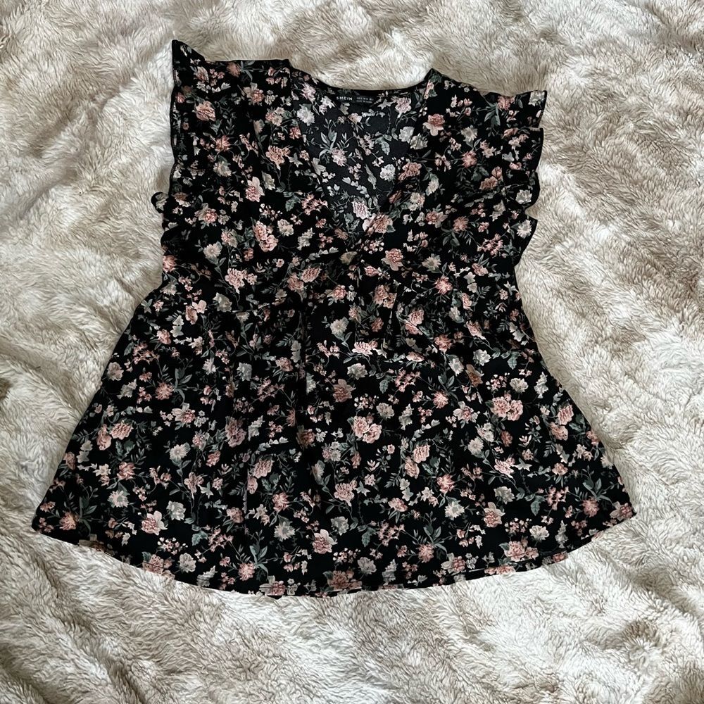 SHEIN Blouse